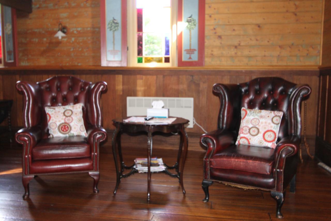 Kerrellie Cottages 2, 4 & 8 Reid Street Strahan Ngoại thất bức ảnh